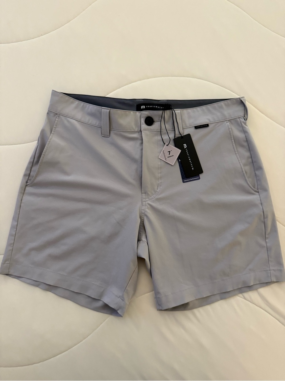Travis Mathew Wanderlust Short 7” Size 32